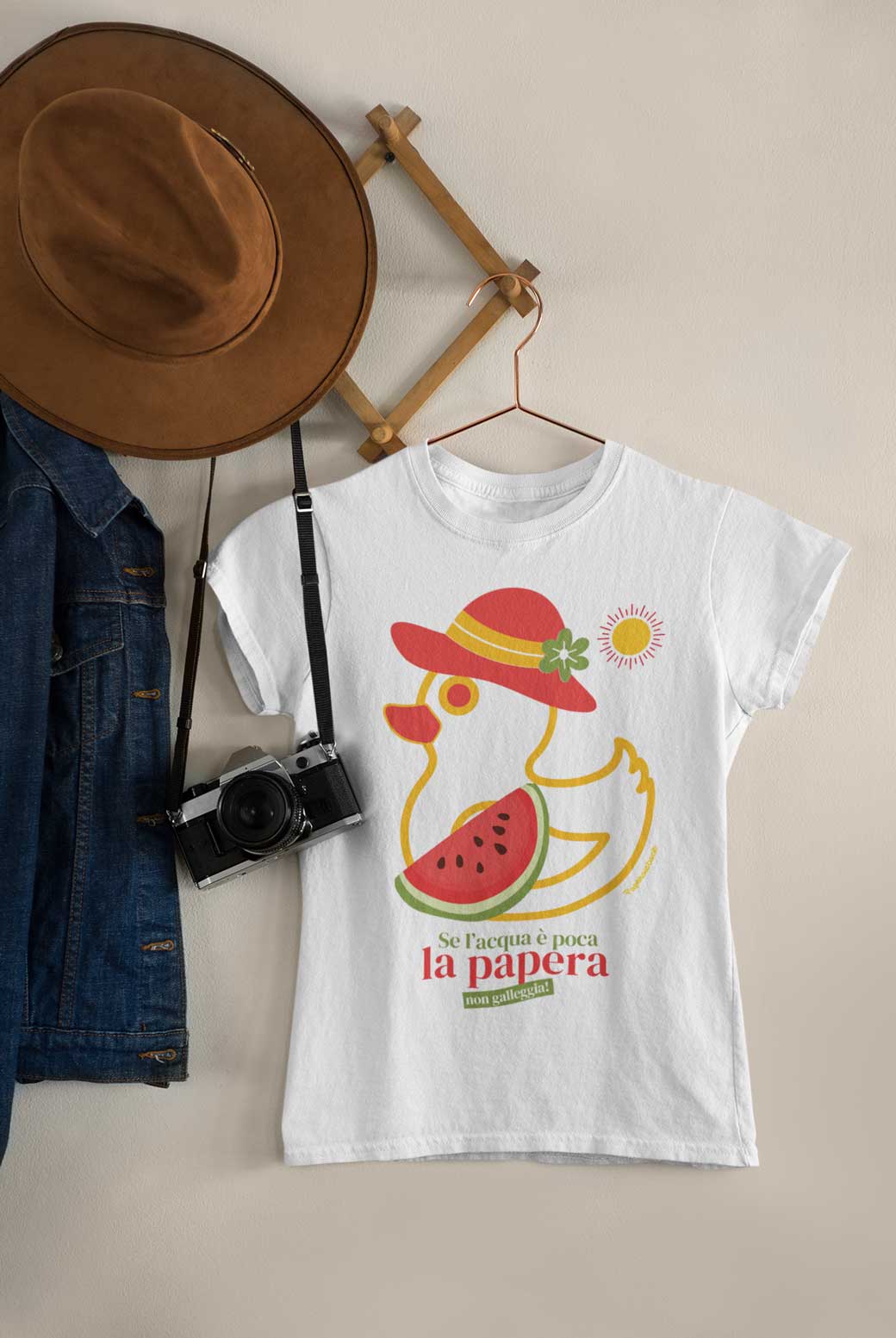 T-shirt “Papera non galleggia” Fruits Collection 2026 Cup Woman